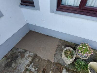 Driveway water leak signs UK